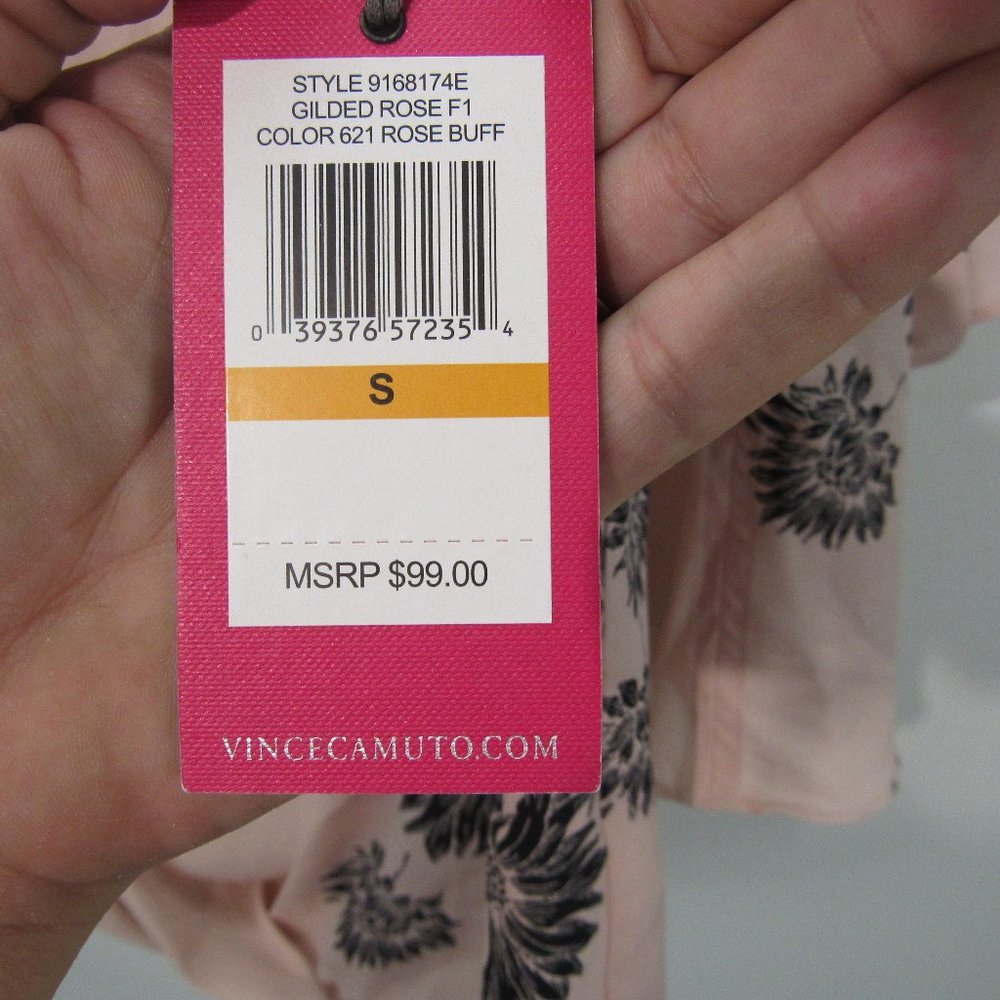 HOST PICK! Vince Cumuto women's pink floral twist top - Picture 11 of 13